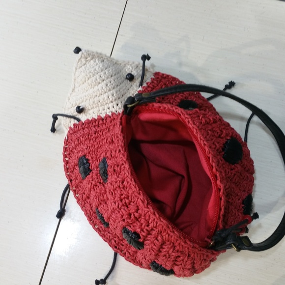 Woven Ladybug Hand Purse - Picture 5 of 8